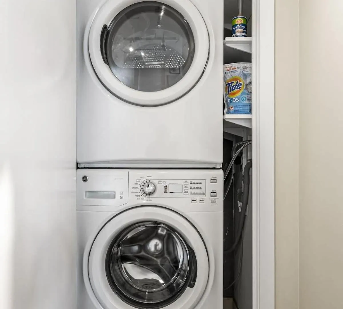 度假居 卡加利Executive Sky Lux - 2 Bd 2Ba Views Pool Patio & Gym别墅 加拿大